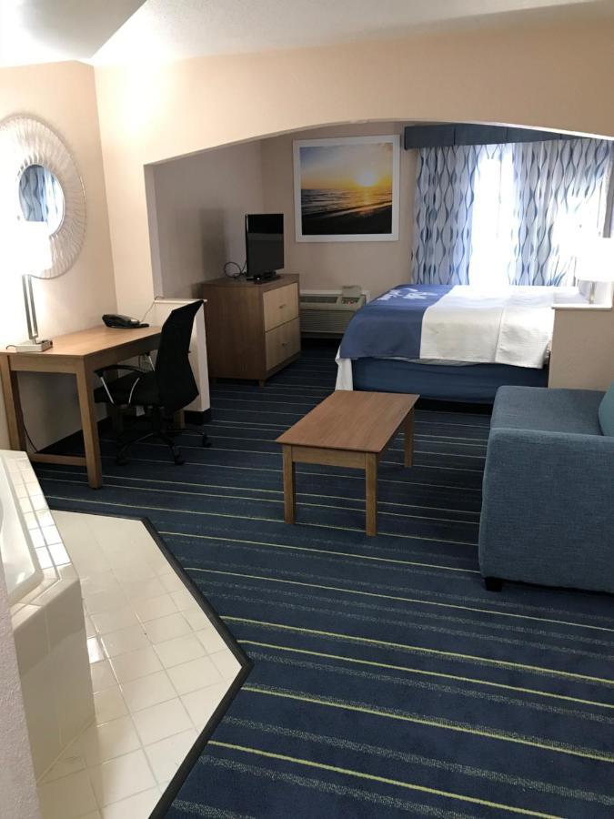 Days Inn By Wyndham Panama City Exterior foto
