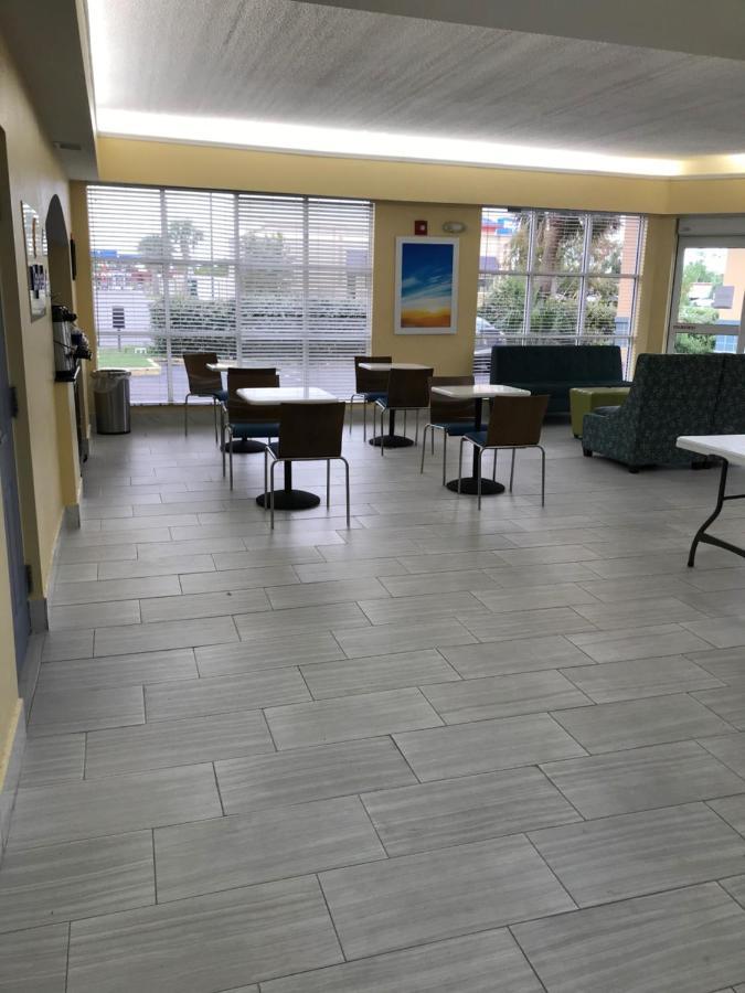 Days Inn By Wyndham Panama City Exterior foto