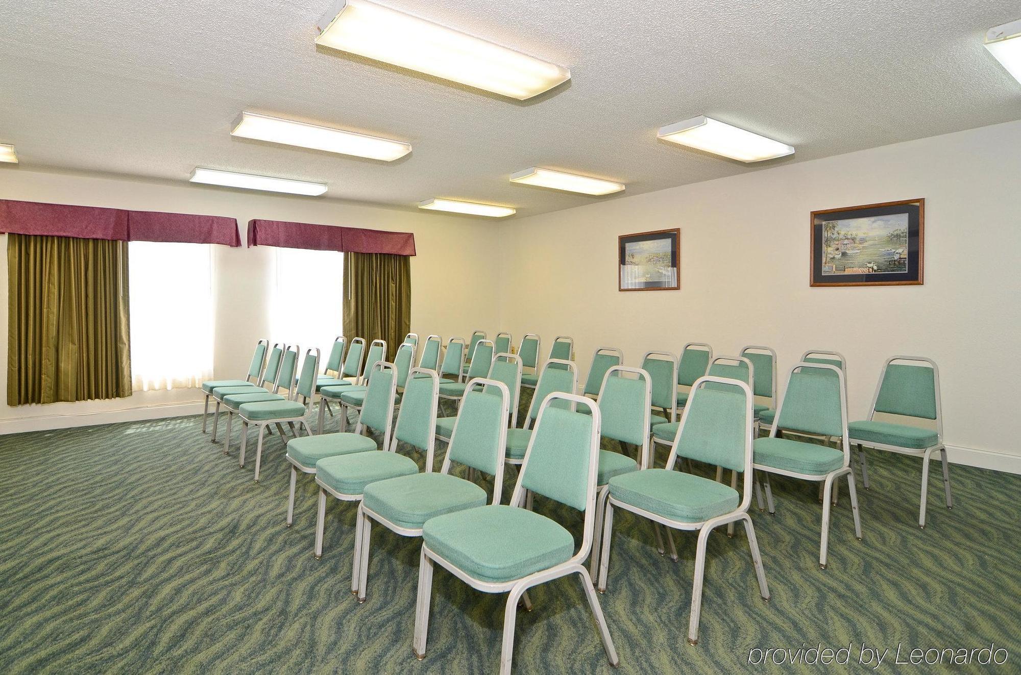 Days Inn By Wyndham Panama City Afaceri foto